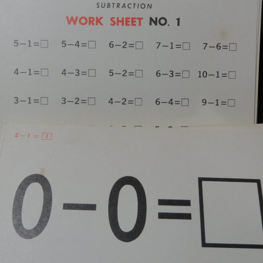 VTG Militon Bradley New math Flash cards~Subtraction~decor~collectable~ - Picture 3 of 3